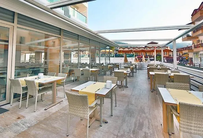 Idas (adults Only) ホテル トゥルンチュ