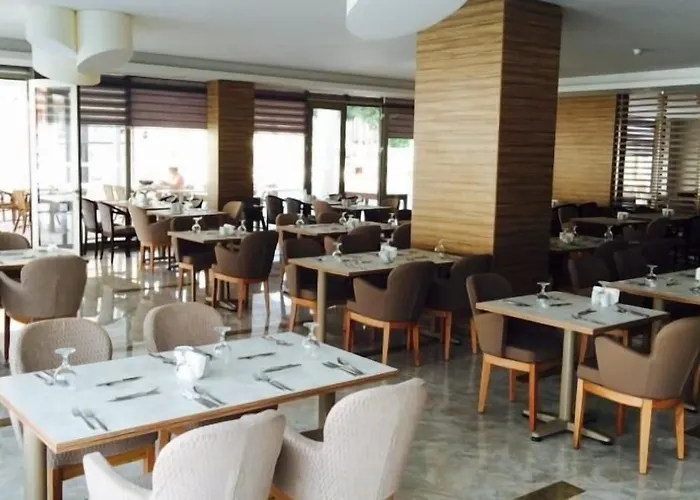 Idas (adults Only) ホテル トゥルンチュ